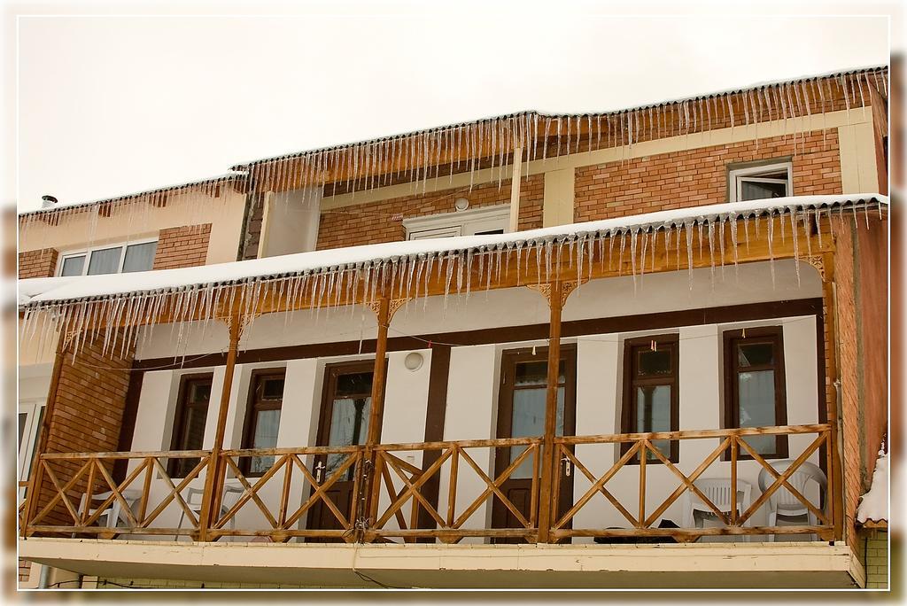Hotel Apollon บาคูเรียนี ภายนอก รูปภาพ